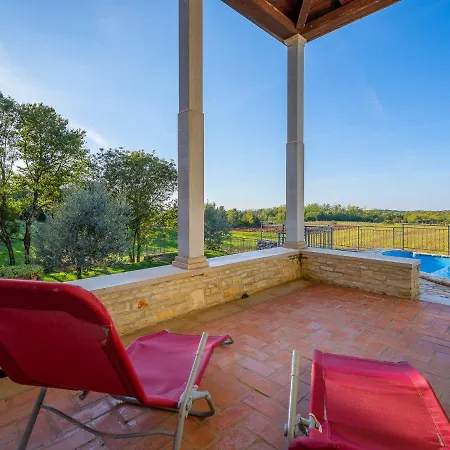 Mari Ii Istra Villa *